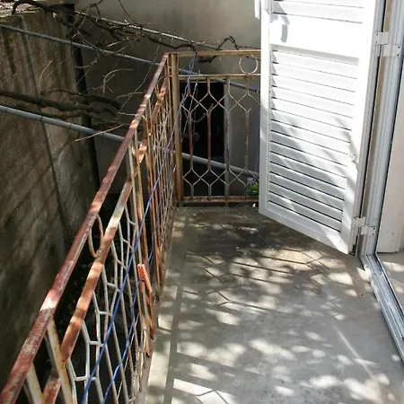 And By The Sea - 4356 Guest house